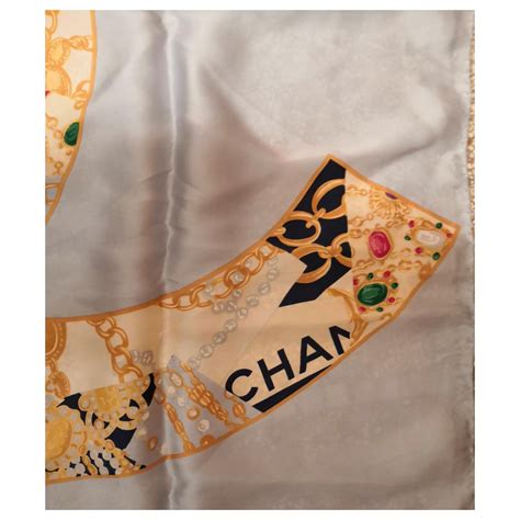 Chanel Foulard Vintage 